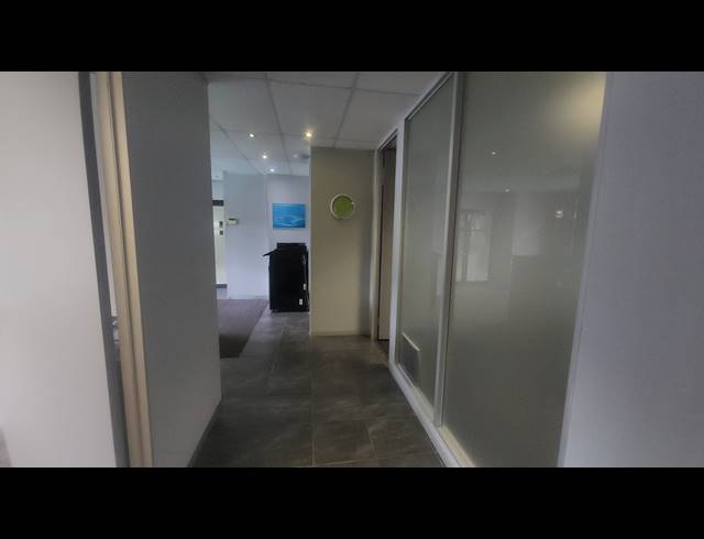 200M² OFFICE TO LET IN RIVERHORSE VALLEY